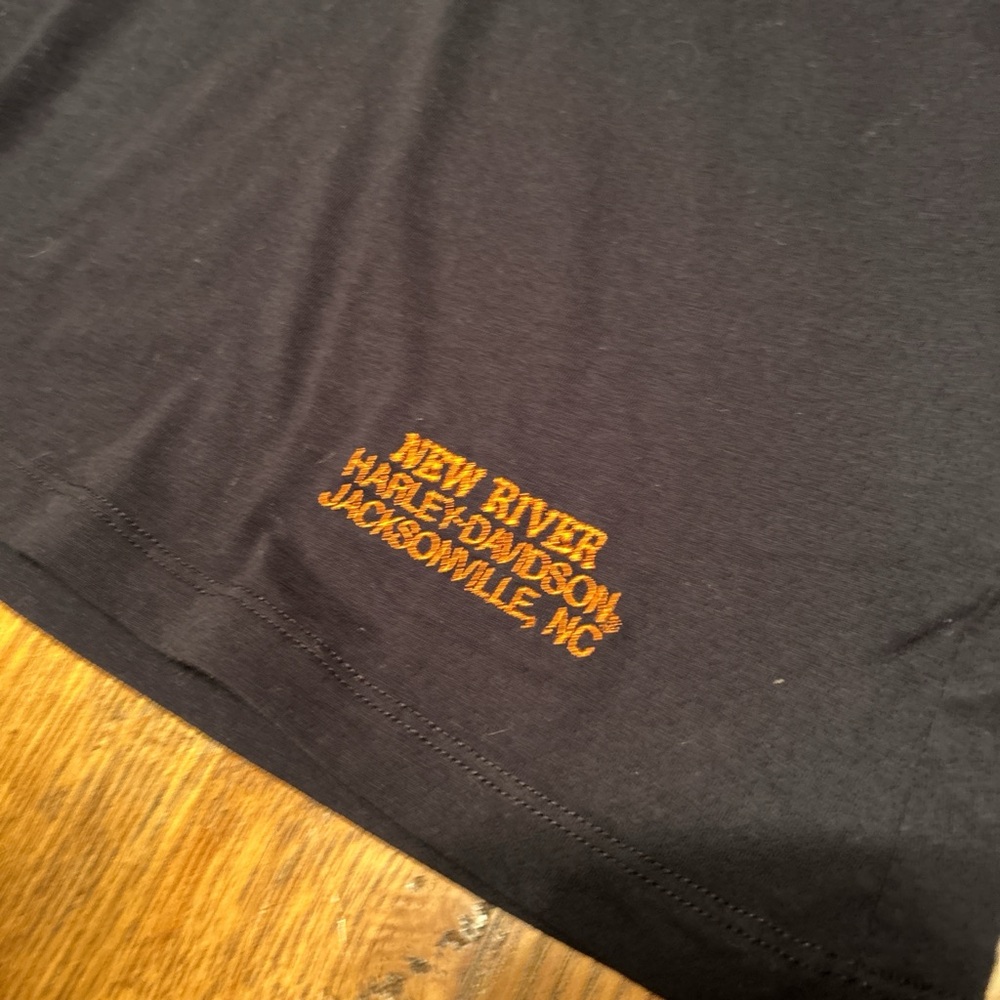 Harley Davidson shirt with cut-outs - Picture 6 of 6